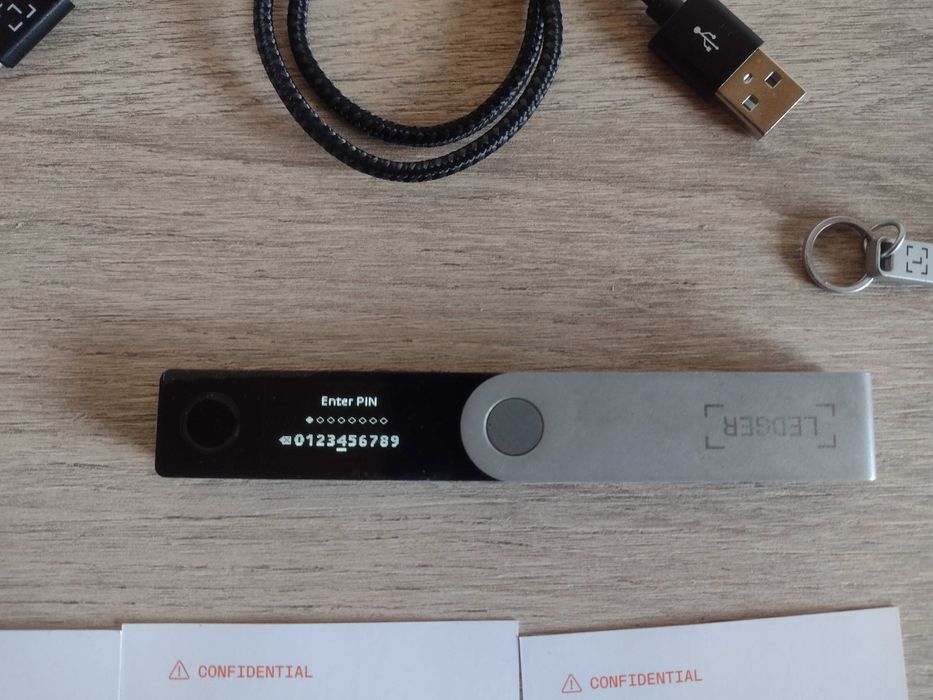 хардуерен портфейл Ledger Nano X