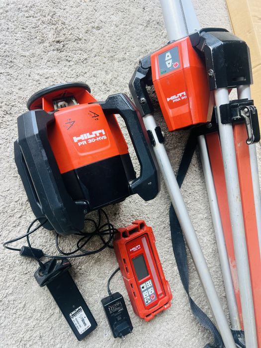 Hilti PR 30- HVS nivela laser Hilti pra 90 trepied telescopic