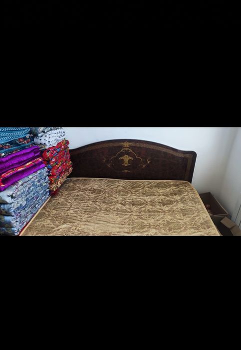 Спальный кровать, без матраса