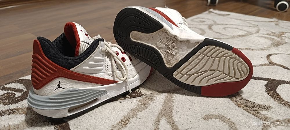 Papuci Jordan 5 Max aura