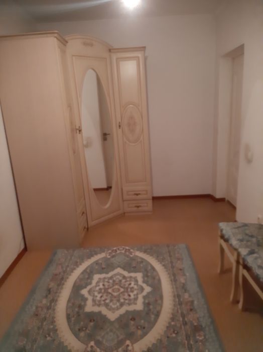 Угловой шкаф для одежды