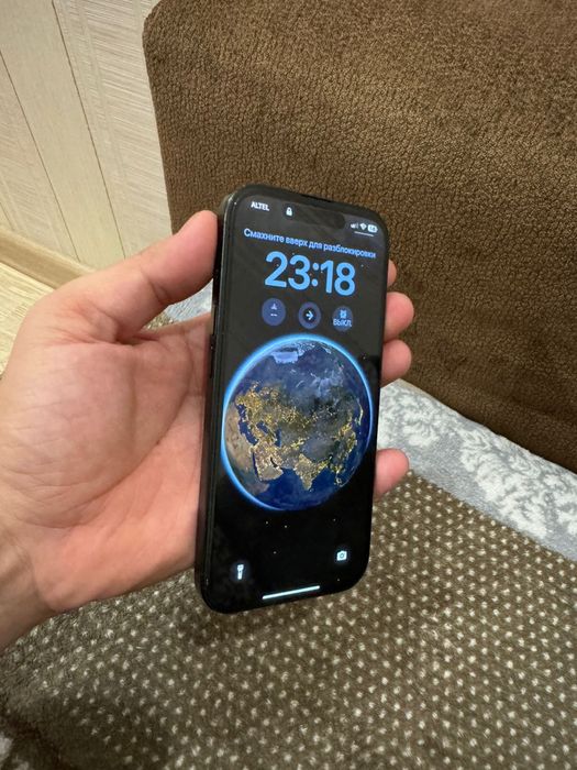 iPhone 16 pro (128gb)