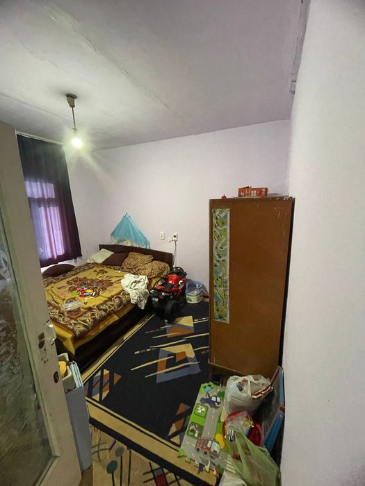 Продаётся Квартира 2х ком 2 этаж, в Янгиюле на Джуне