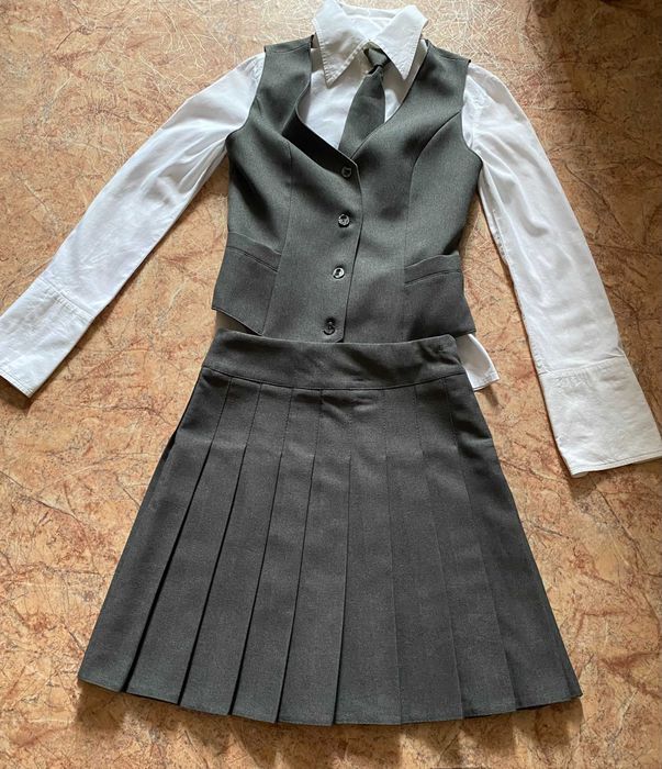 Школьный комплект серый блузка жилетка юбка галстук 7-9 Смарт Билим