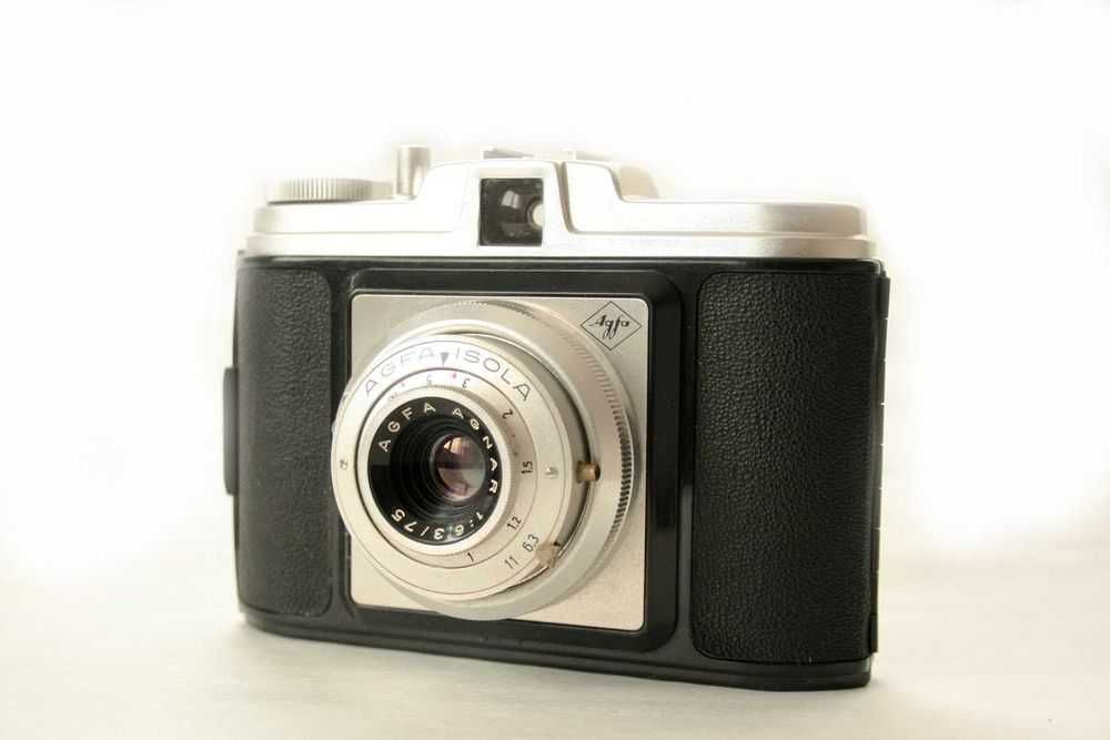 Agfa Click II Beacon Two Twenty Five Agfa Isola Polaroid 210 Automatic