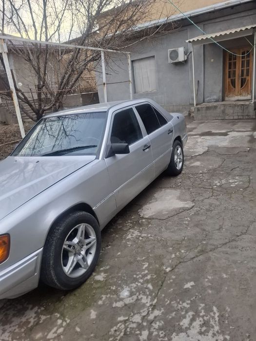 Mercedes benz w124 E230