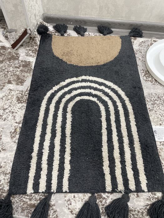 Продам коврик для ванной комнаты.!