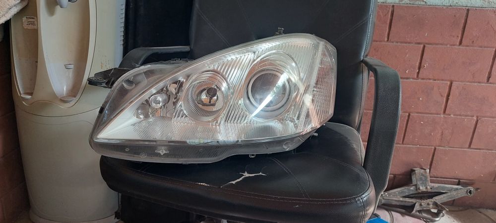 Продам фару w 221 без блока