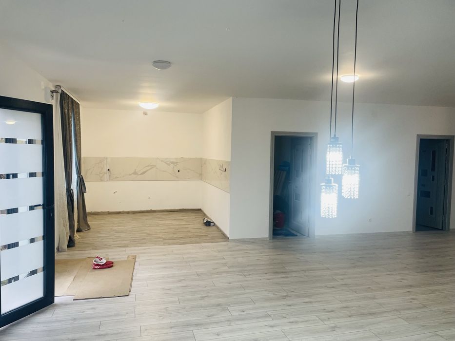 Casă nouă 120 mp + teren 7.000 mp – Scărișoara, Cislău (Buzău)