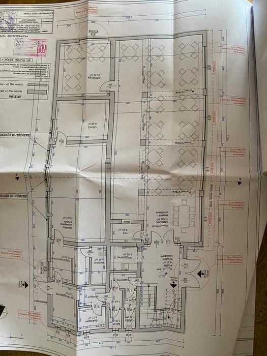 Под наем сграда 600кв.м със склад и 11 офиса терен 2.2дка