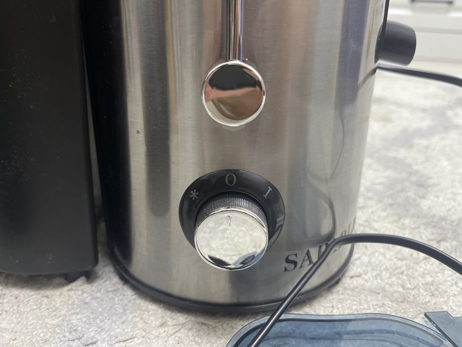 Продам соковыжималку