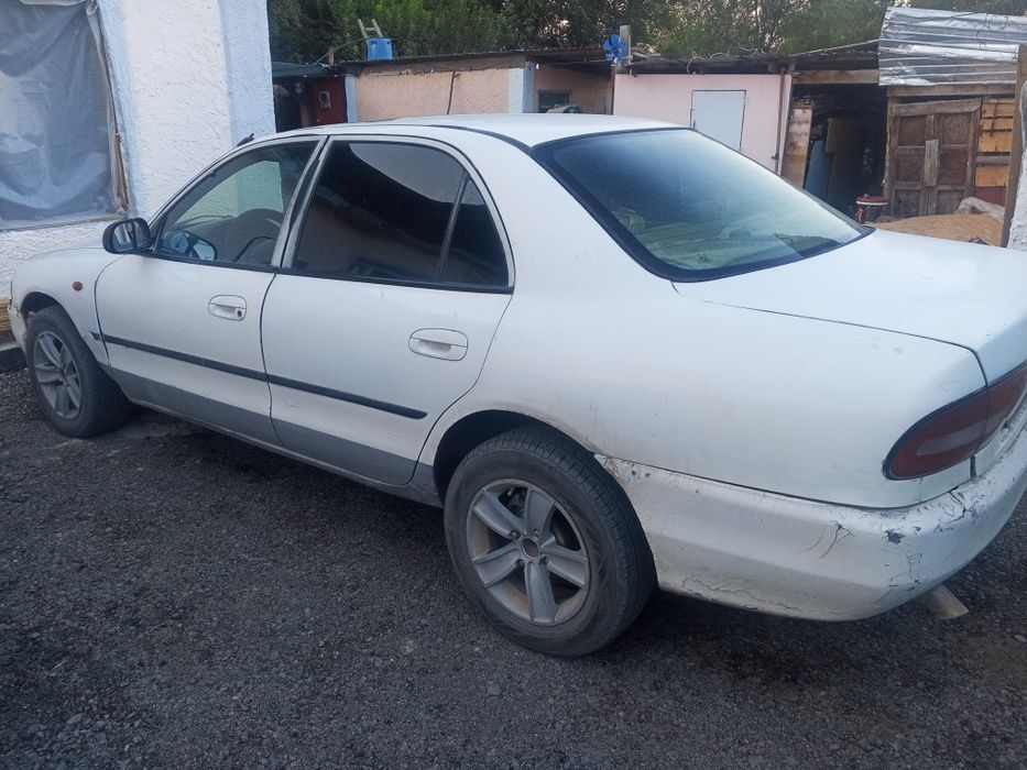 Продам Mitsubishi Galant дутый