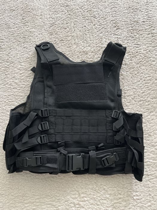 Тактически жилетки