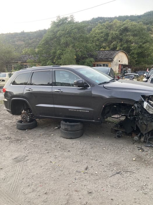 Jeep Grand Cherokee 3.0d за части.