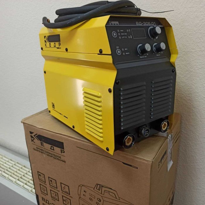 Сварочный аппарат Кедр 380