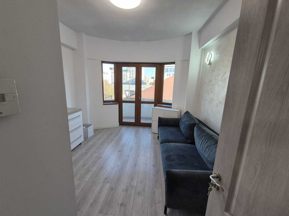 Apartament 3 camere, 75 mp, 2 balcoane, Bd. Uverturii 163, proprietar