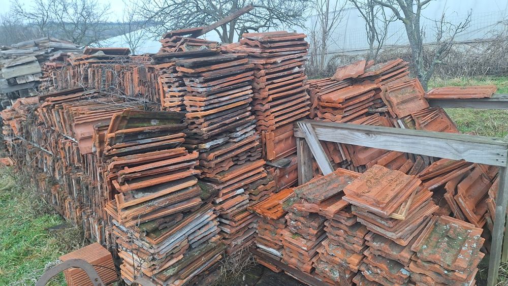 Țiglă  veche din demolari