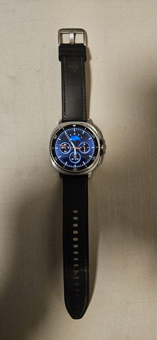 Смарт часовник SAMSUNG Watch8 Classic