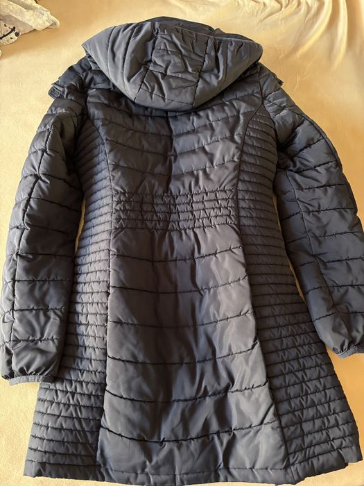 Оригинално яке DKNY преходно вталено S размер