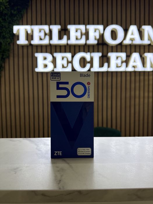 ZTE Blade 50 Design 5 g 128gb /8gb ram Nou Desigilat