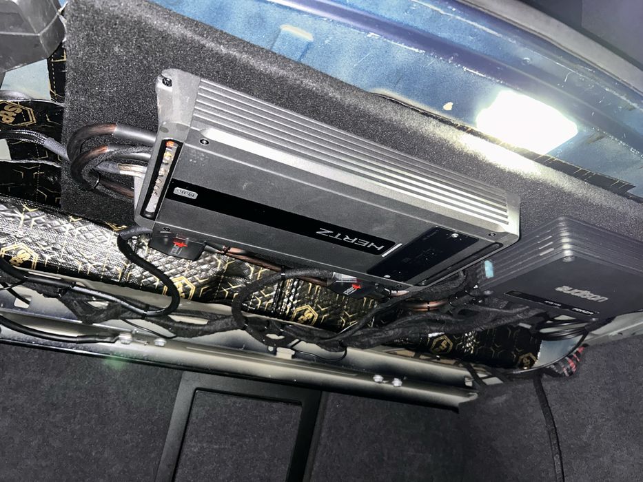 Amplificator Auto /Audio Bass Hertz Mille power 1 -1.000W RMS  ca nou