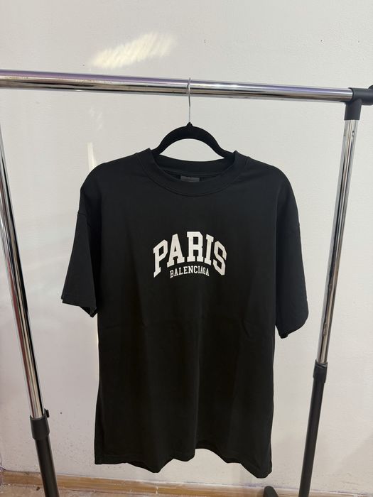 Tricou Balenciaga