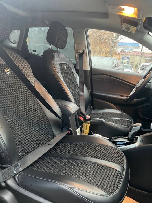 Продается Tracker premier turbo