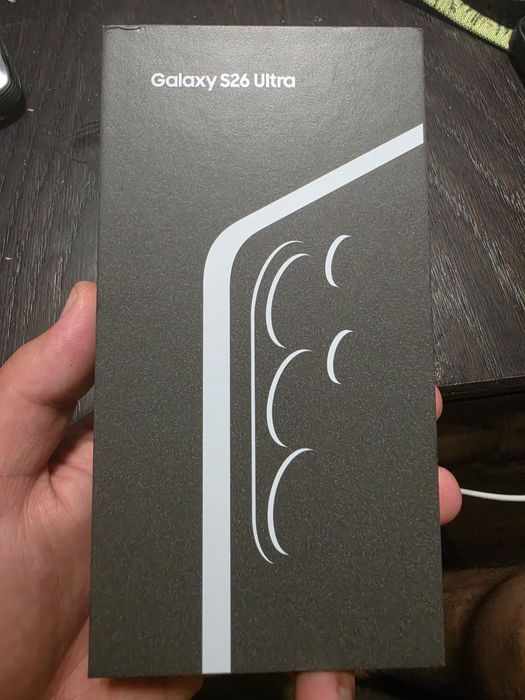 Samsung S26 ultra 256 Бартер за iphone 17pro max