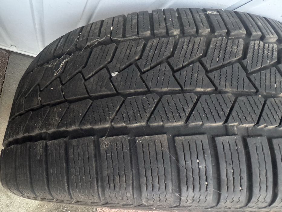 Anvelope 245/50/19 CONTINENTAL iarna