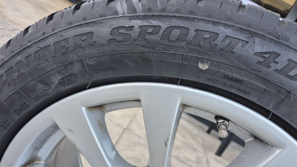 Оригинални Джанти с зимни гуми БМВ-17 цола F10/F11