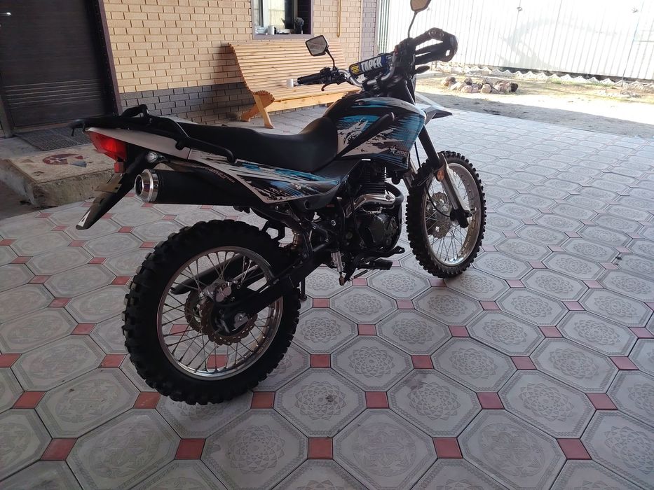 Рэйсер понтэр300