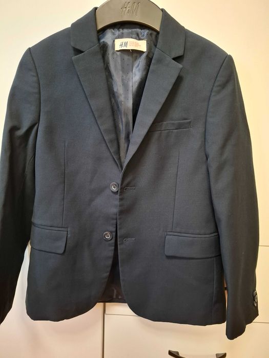 Детски костюм H&M р-р140, ско и панталон р-р 134