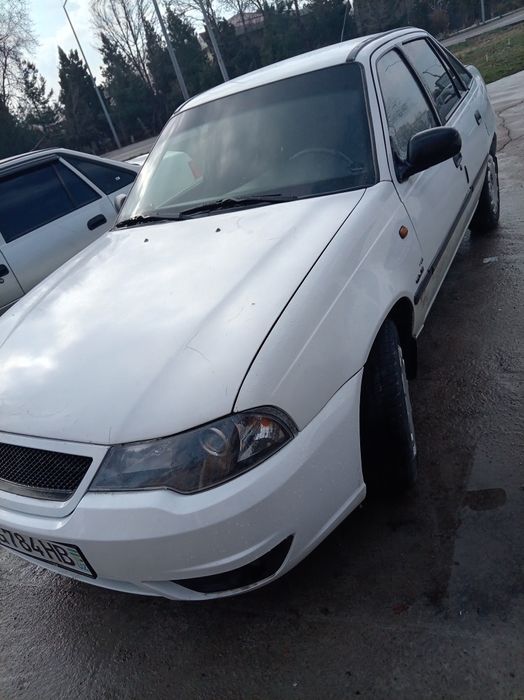 Срочна Нексия 2 сотилади