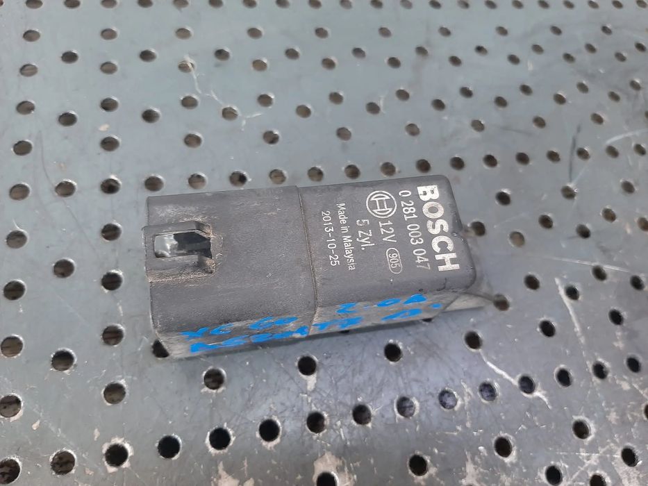 releu bujii  2.0 d volvo xc60  0281003047  31342686