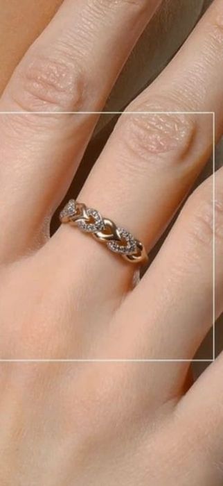 Продам кольцо и сережки