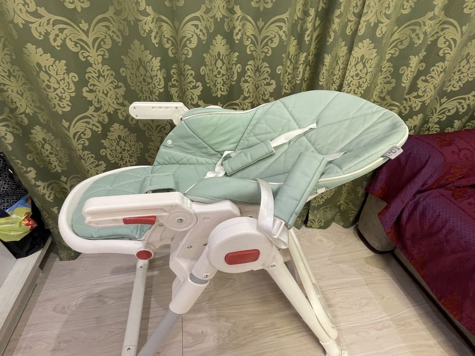 Стульчик для кормления iLovi mint