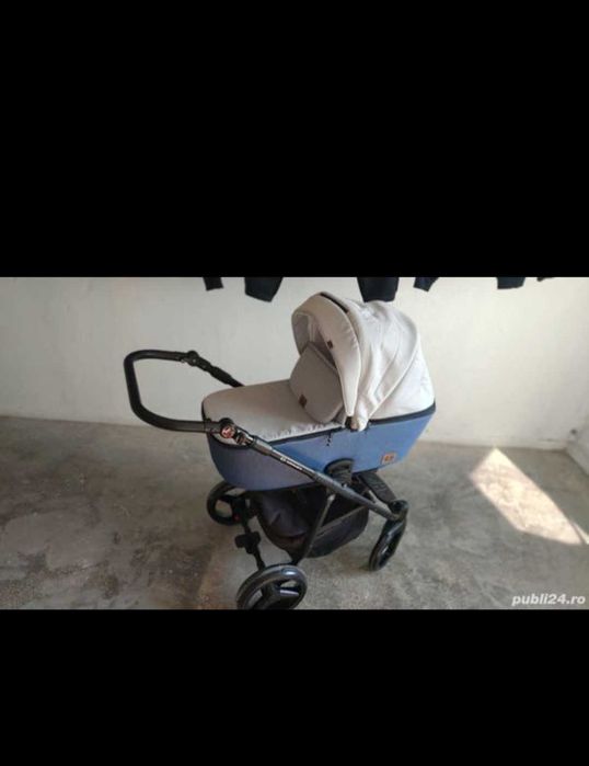 Carucior copil mic cu 3 componente