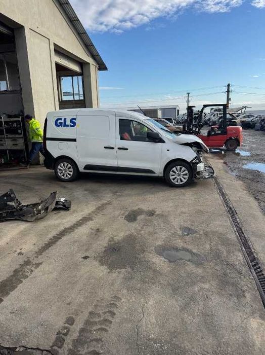 Dezmembrari Punte spate Renault Kangoo 2 2022 duba 1461