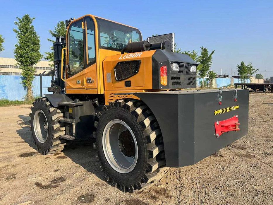 Погрузчик  КАРА  5тонн (4 WD)