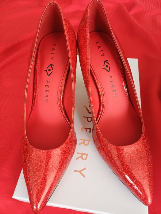 Модерни дамски обувки KATY PERRY