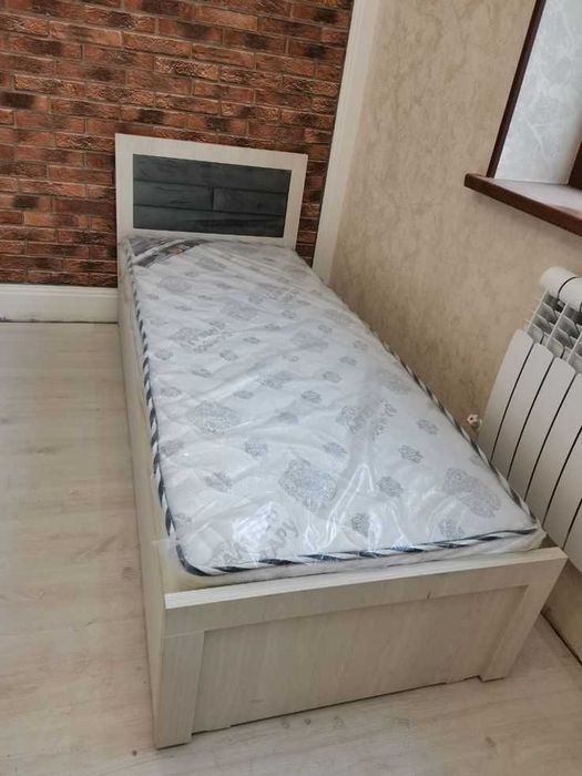 Кровать ЛДСП для детской