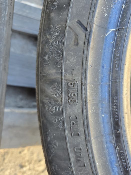 Anvelope de iarna 225-50r17 Semperit