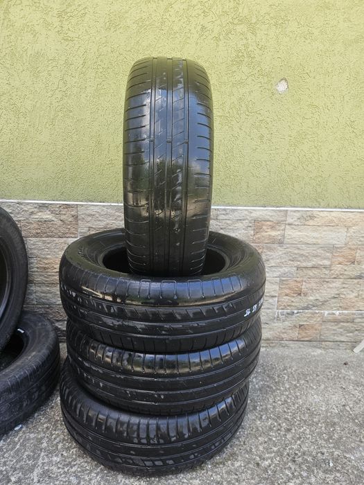 2 ръка Гуми За Продаване