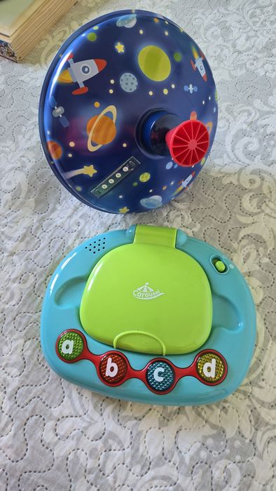 Музикален лаптоп и голям пумпал Goki със светлини