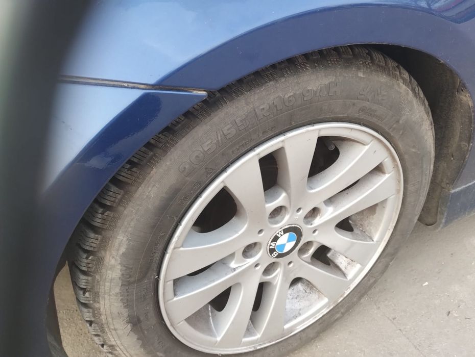 BMW  0 — imagine 5