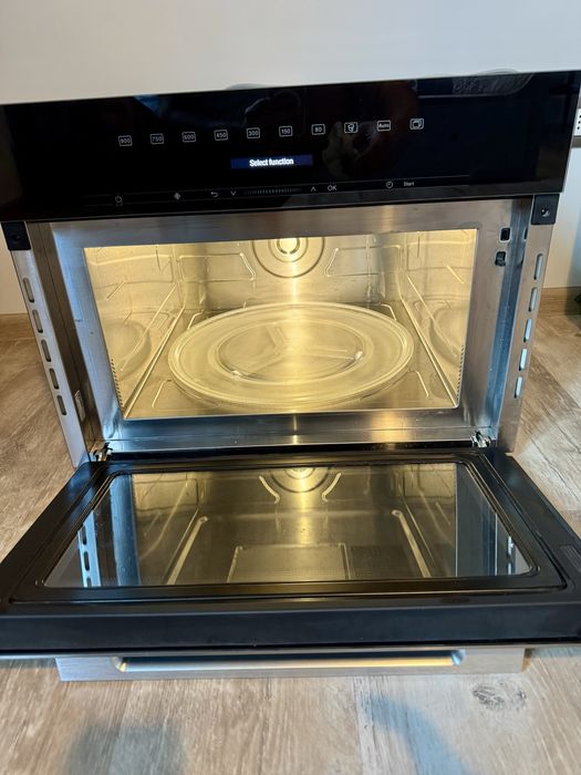 Cuptor microunde inox Miele M7240