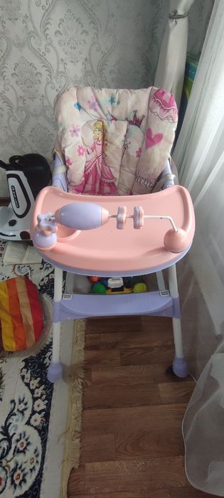 Стульчик для кормления