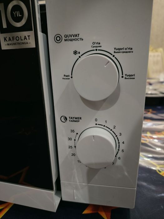 Primer mikrovalnovka.