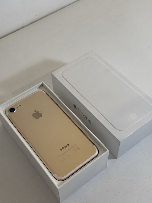 iPhone 7 Gold, 32GB, iOS 14.3