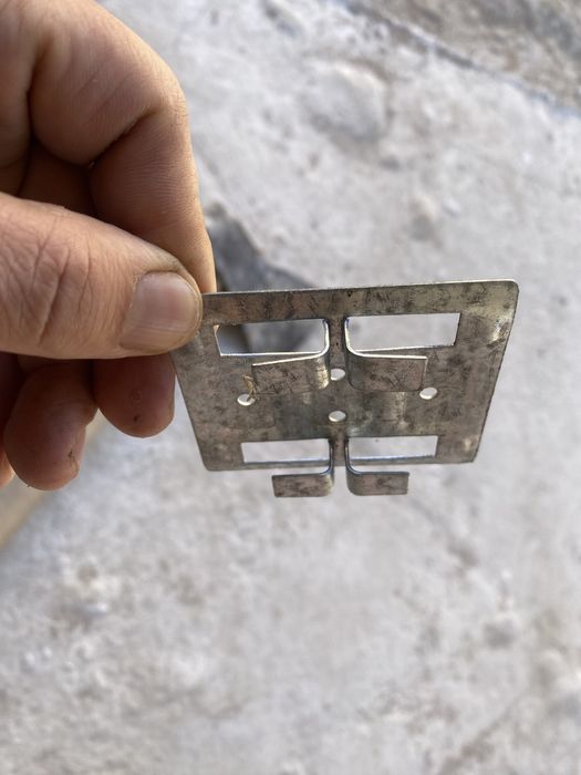 Кляймер для керомогранита